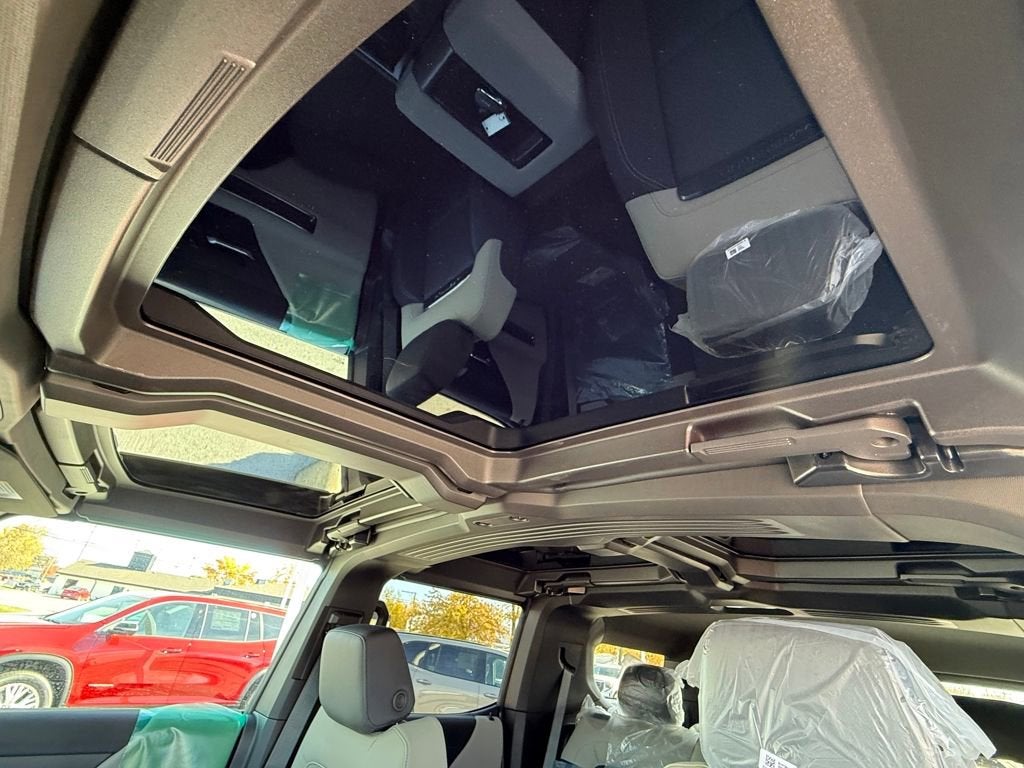 2026 GMC HUMMER EV SUV 2X