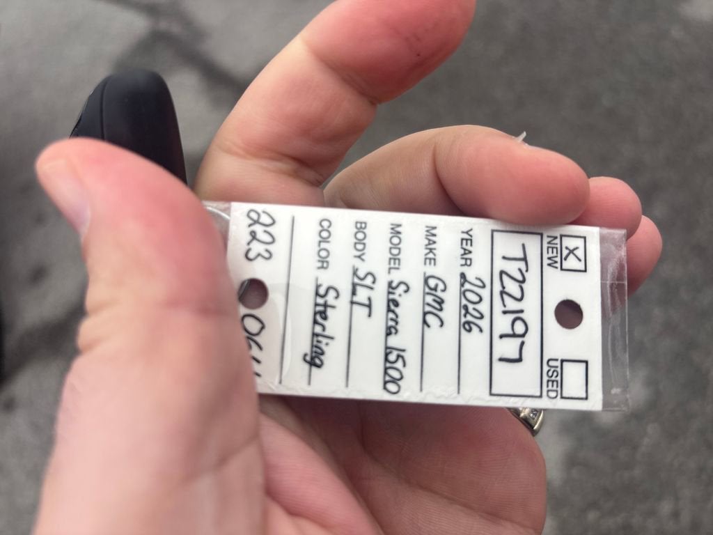 2026 GMC Sierra 1500 SLT