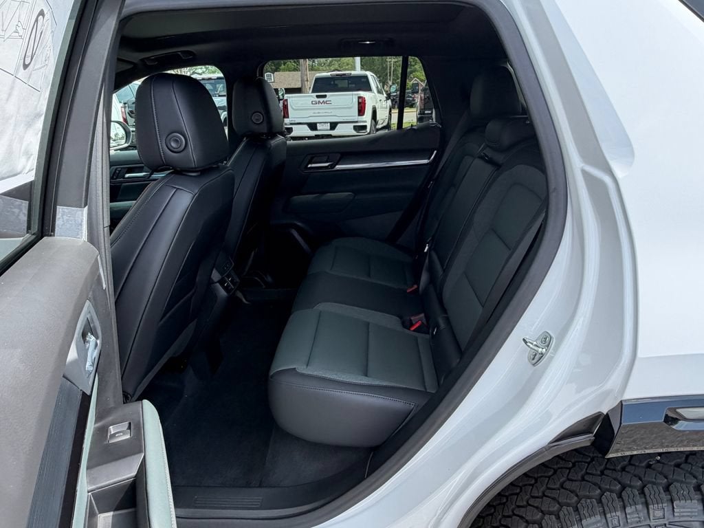 2027 GMC Terrain AWD AT4