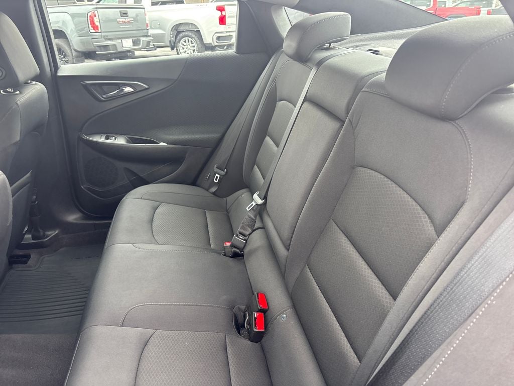 2017 Chevrolet Malibu LS 1LS