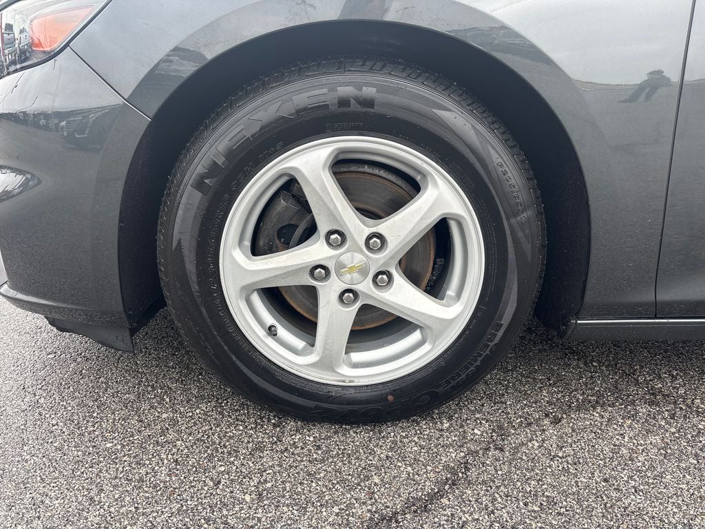 2017 Chevrolet Malibu LS 1LS