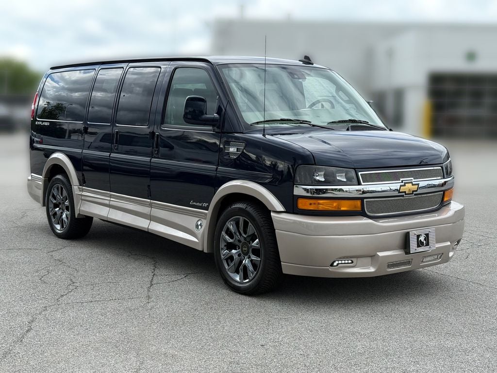 2025 Chevrolet Express 2500 Work Van Cargo