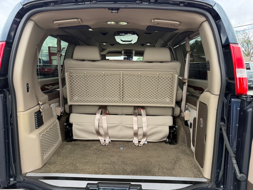 2025 Chevrolet Express 2500 Work Van Cargo