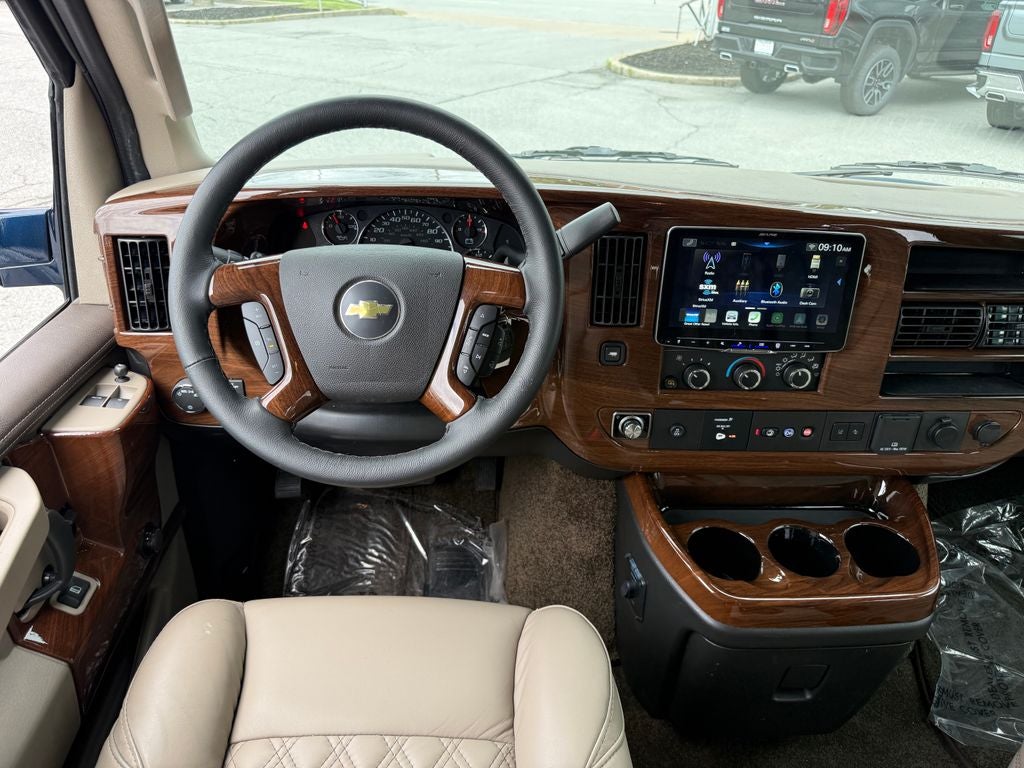 2025 Chevrolet Express 2500 Work Van Cargo