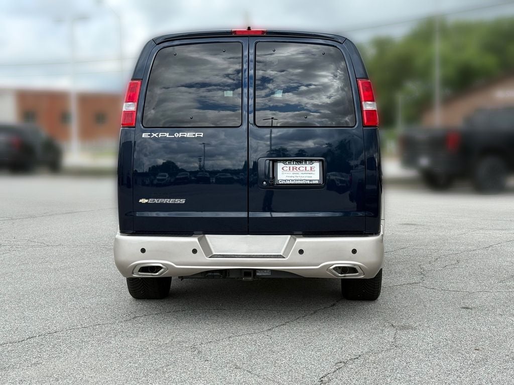 2025 Chevrolet Express 2500 Work Van Cargo