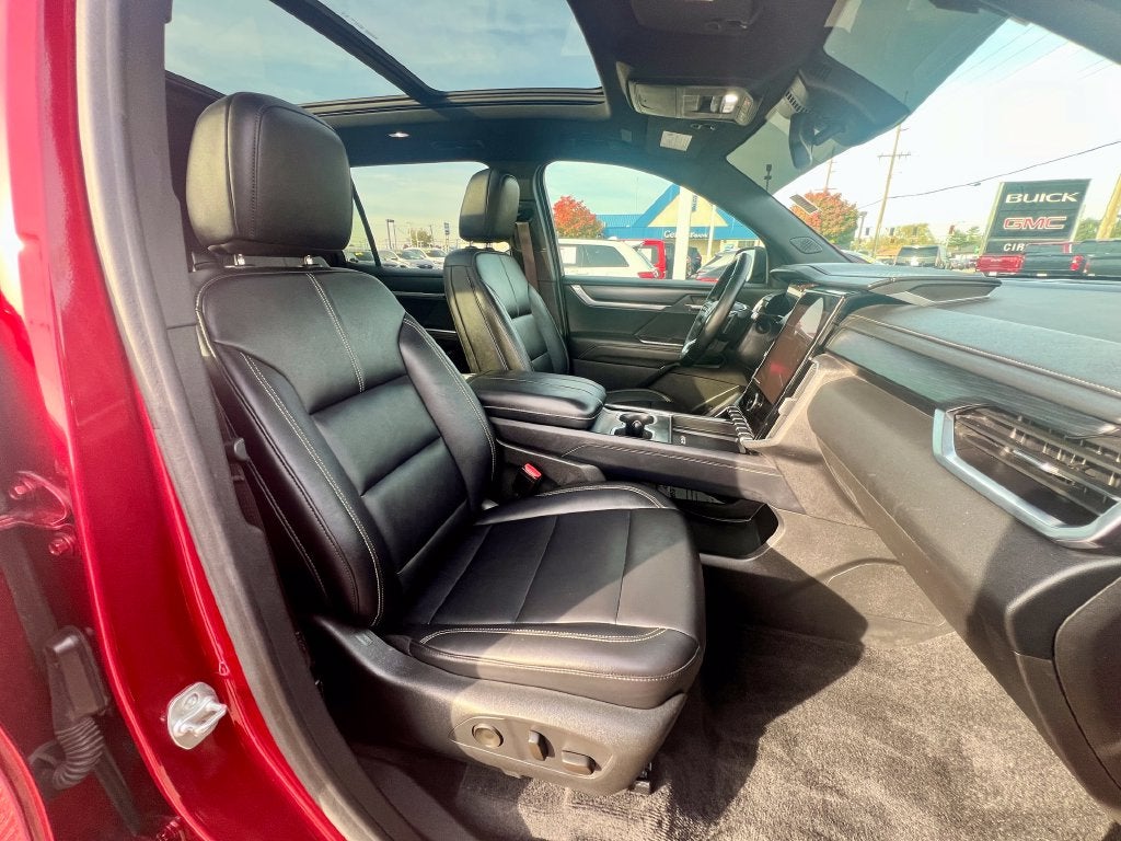 2024 GMC Acadia Elevation