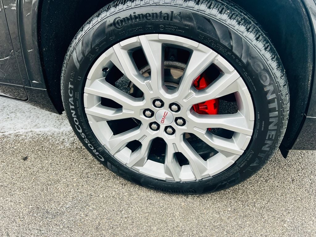 2024 GMC Acadia Denali