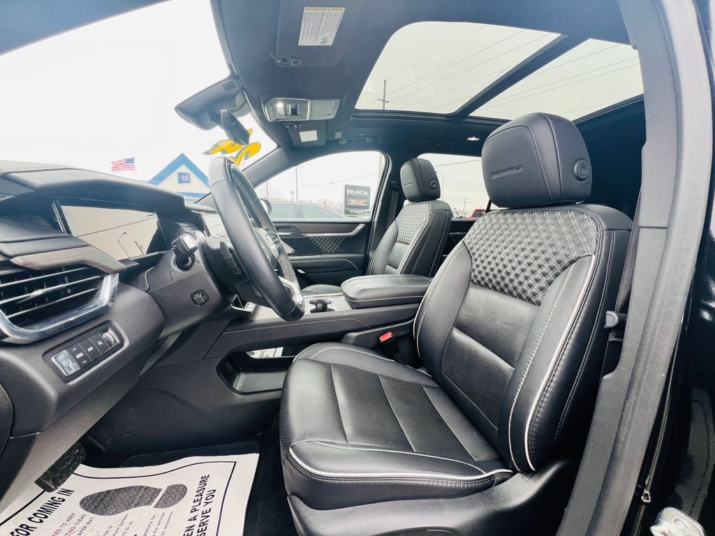 2024 GMC Acadia Denali