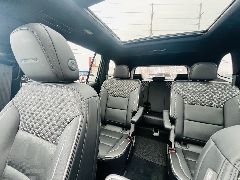 2024 GMC Acadia Denali