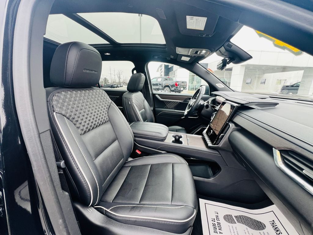 2024 GMC Acadia Denali