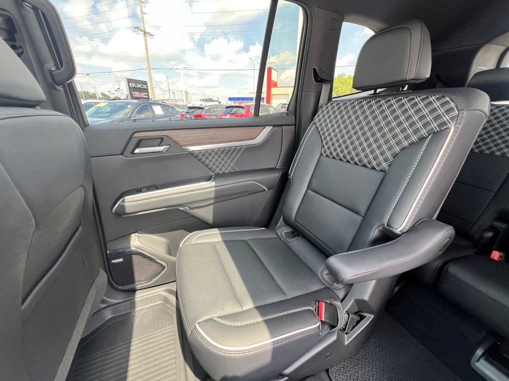 2024 GMC Acadia Denali