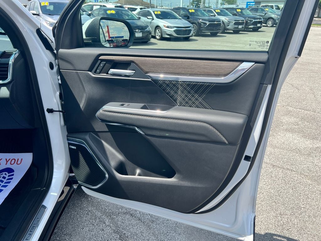 2024 GMC Acadia Denali