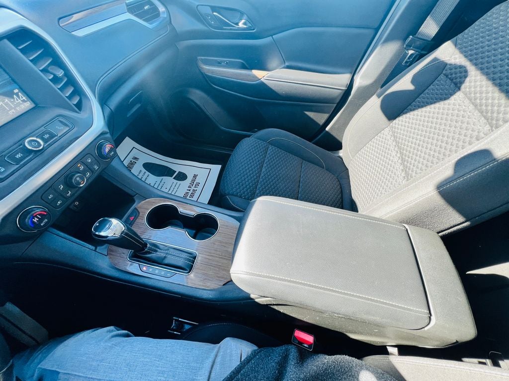 2017 GMC Acadia SLE-1