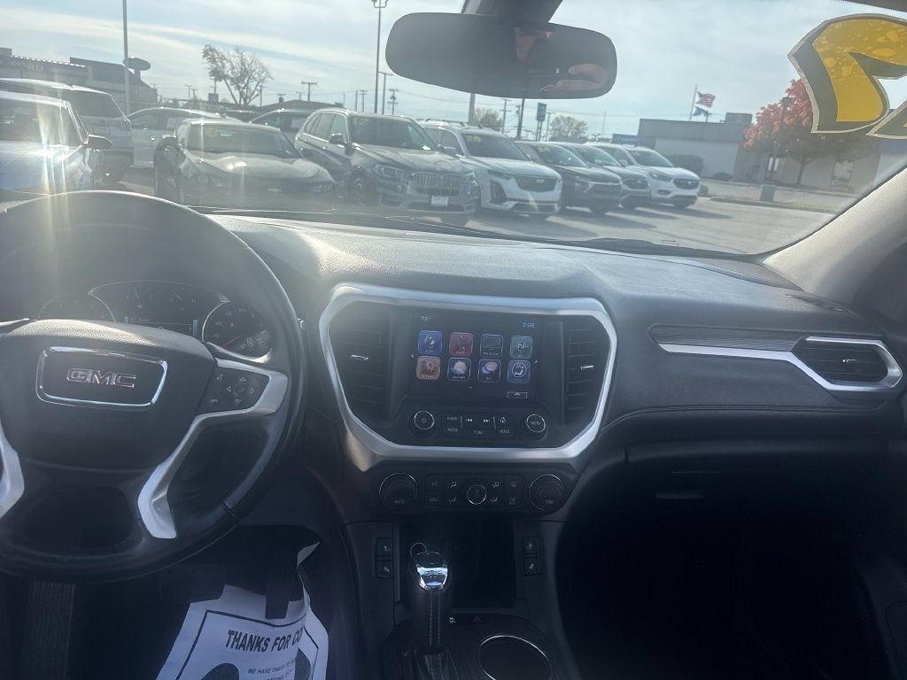 2017 GMC Acadia SLT-1