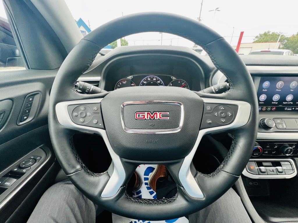 2023 GMC Acadia SLT