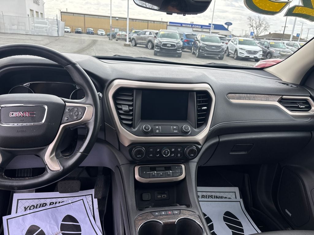 2023 GMC Acadia Denali