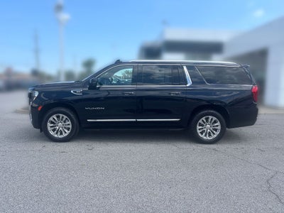 2023 GMC Yukon XL SLT