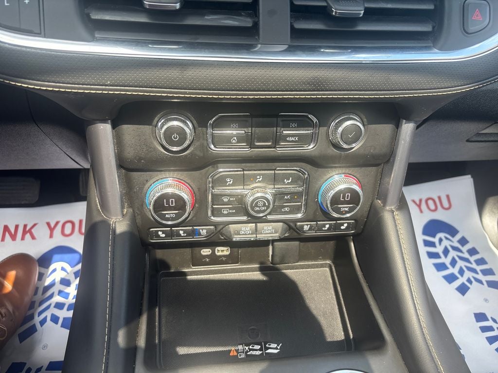 2023 GMC Yukon XL SLT