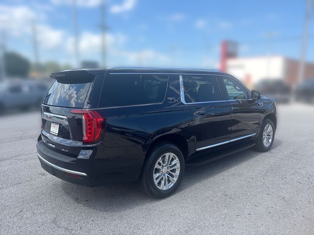 2023 GMC Yukon XL SLT