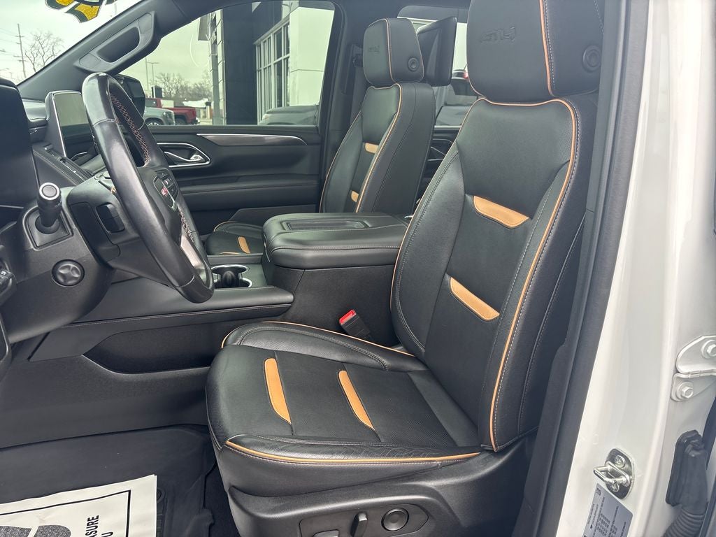 2023 GMC Yukon XL AT4