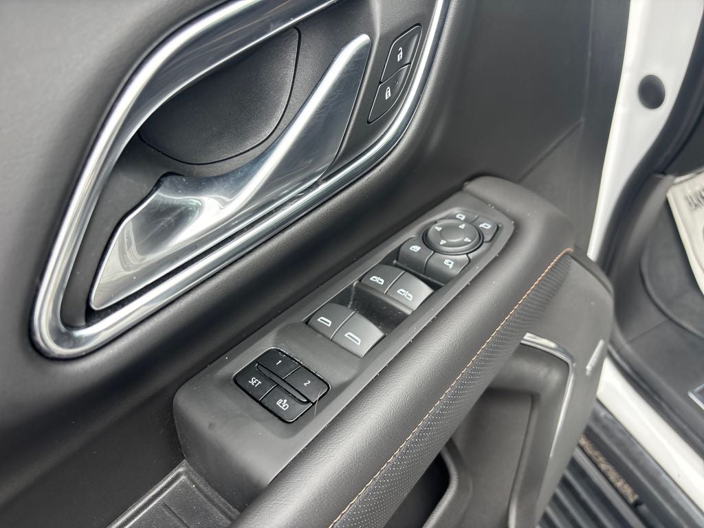 2023 GMC Yukon XL AT4