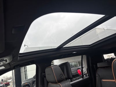 2023 GMC Yukon XL AT4