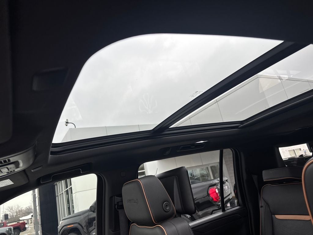 2023 GMC Yukon XL AT4