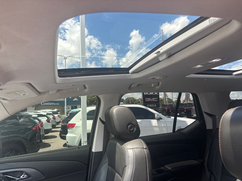 2021 Chevrolet Traverse Premier