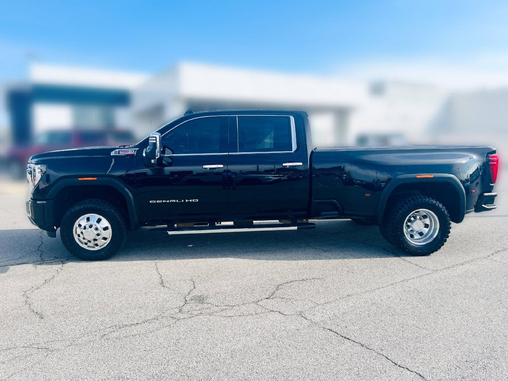 2024 GMC Sierra 3500HD Denali