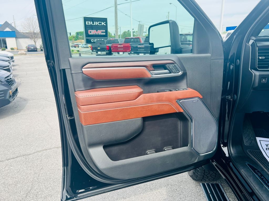 2024 GMC Sierra 2500HD Denali Ultimate