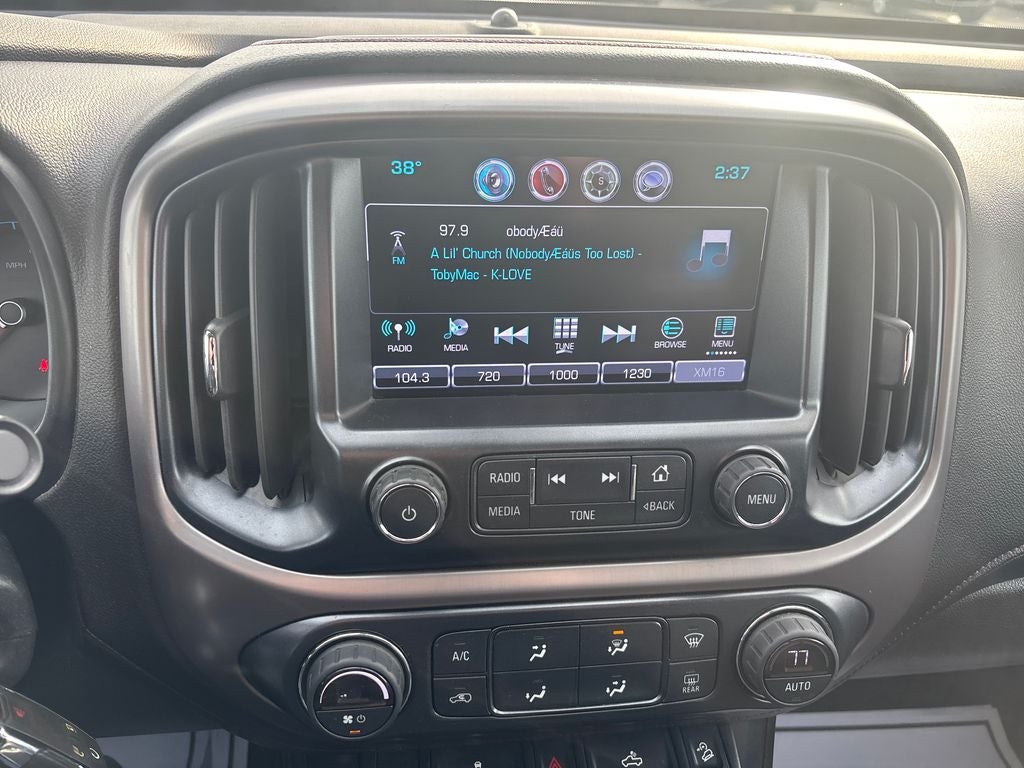 2017 GMC Canyon SLE1