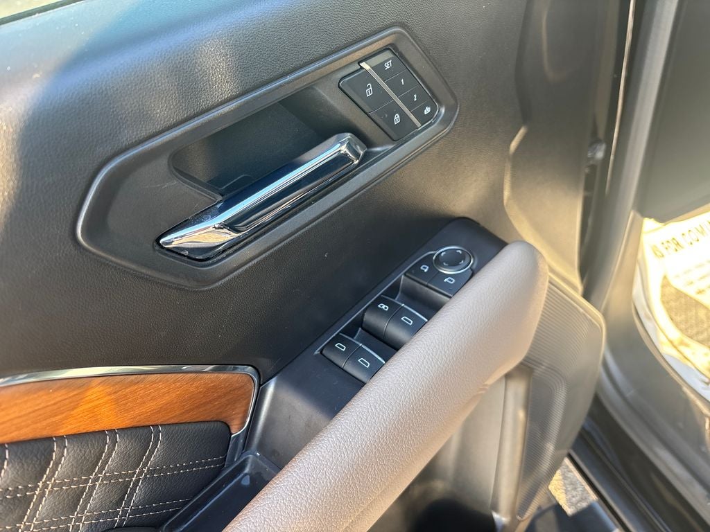 2023 GMC Canyon Denali