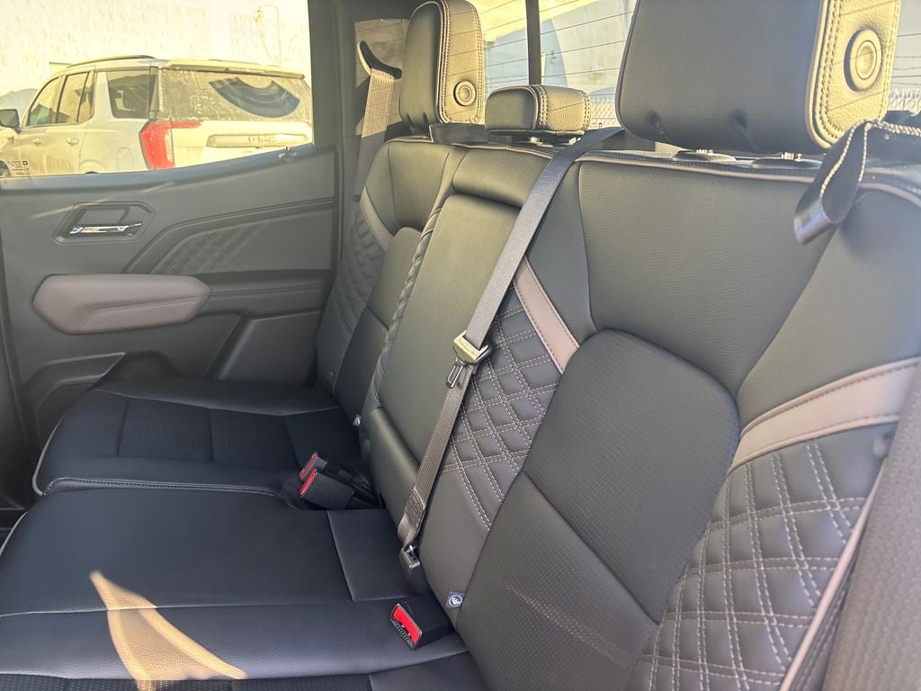 2023 GMC Canyon Denali