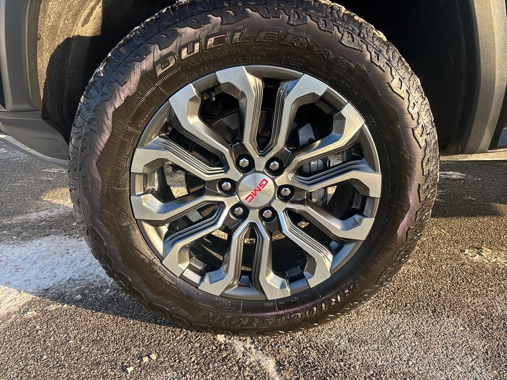 2023 GMC Canyon Denali