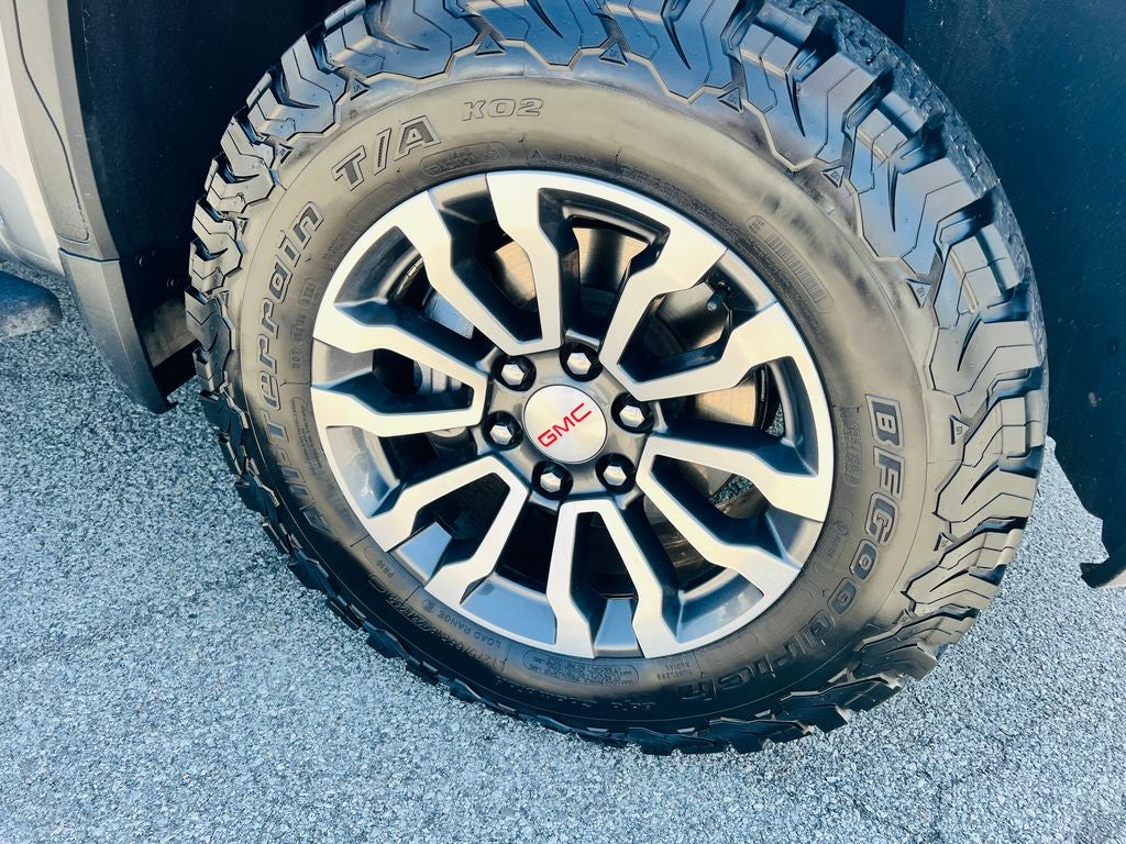 2022 GMC Sierra 1500 Limited AT4