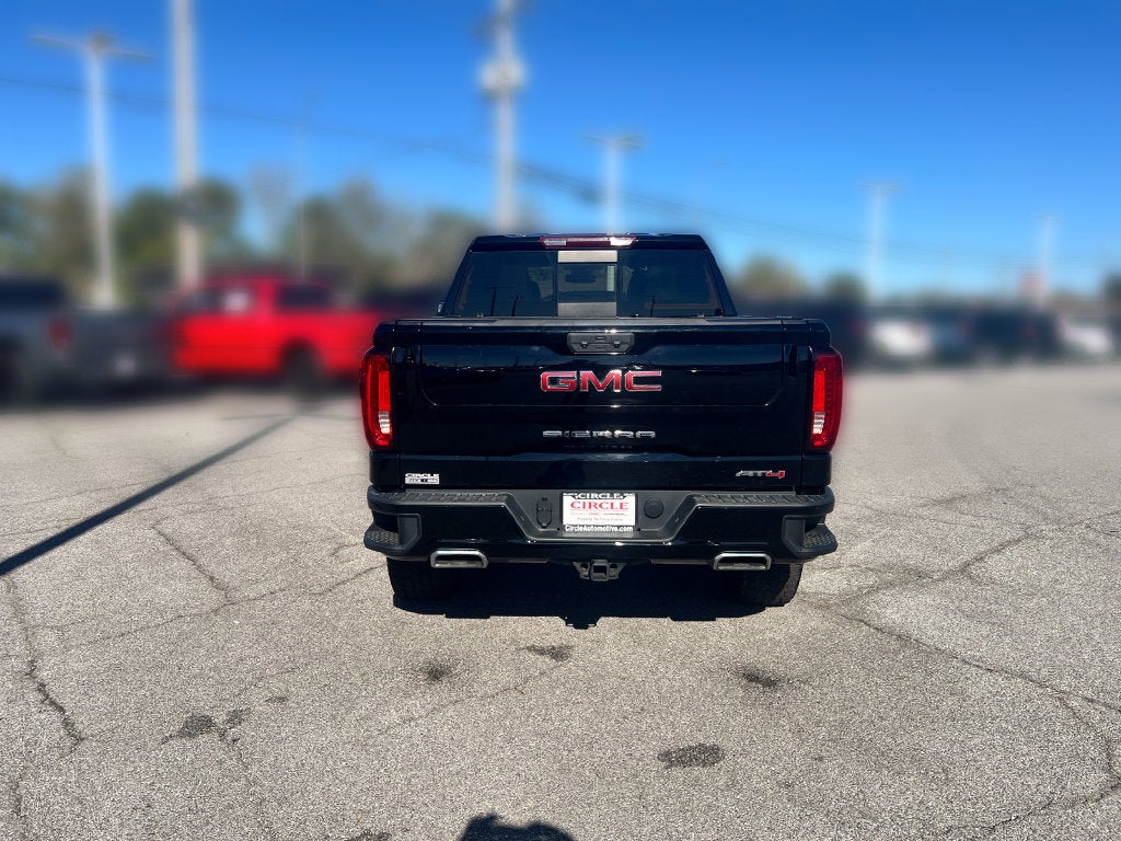 2022 GMC Sierra 1500 AT4