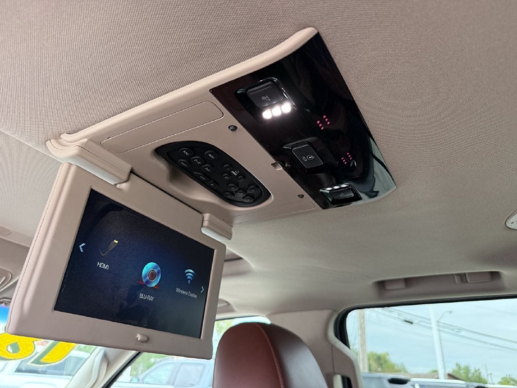 2018 Cadillac Escalade ESV Premium