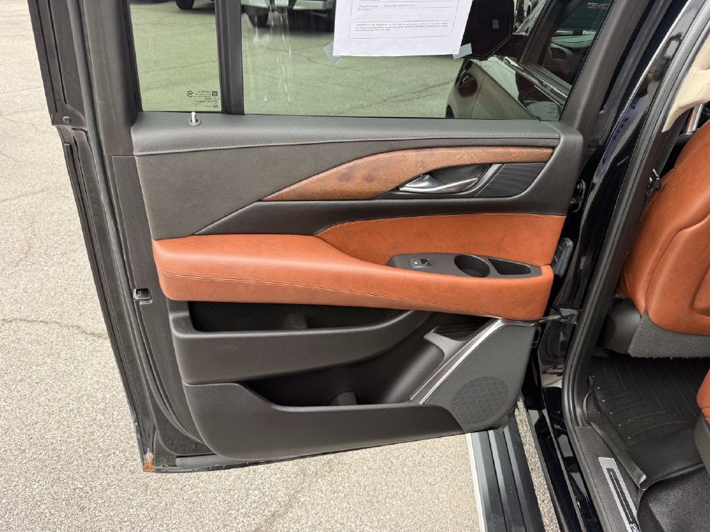 2018 Cadillac Escalade ESV Premium