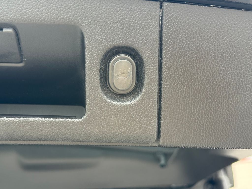 2018 Cadillac Escalade ESV Premium