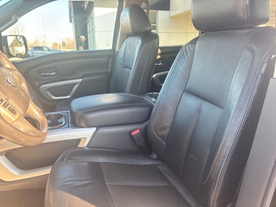 2017 Nissan Titan SL