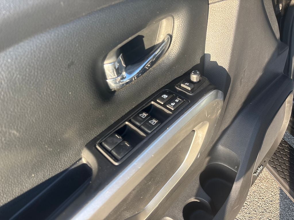 2017 Nissan Titan SL