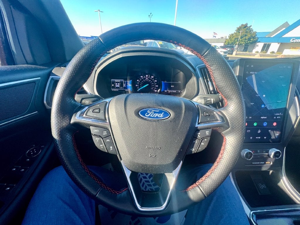 2022 Ford Edge ST Line