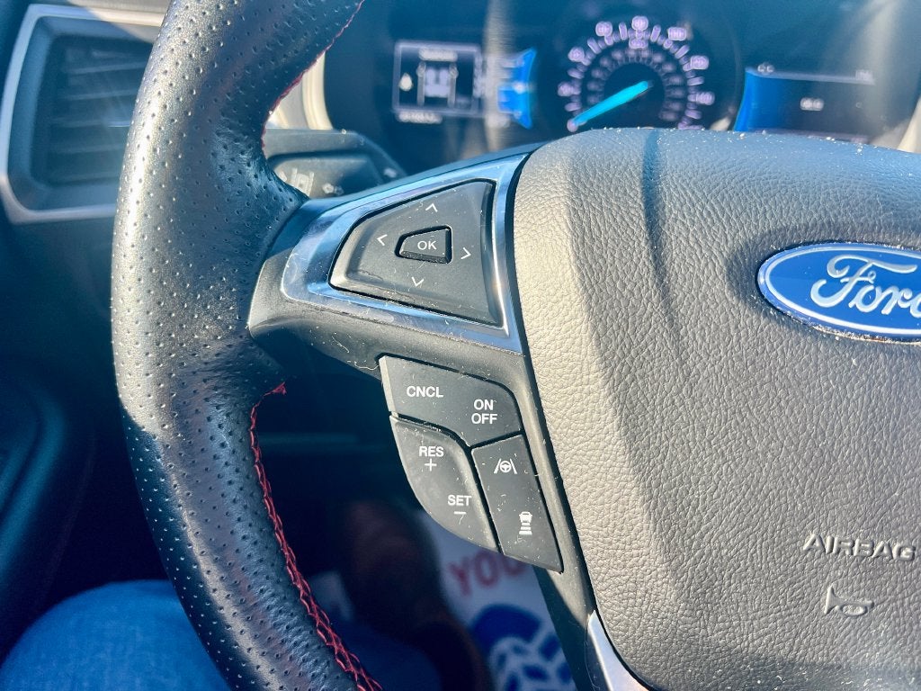 2022 Ford Edge ST Line