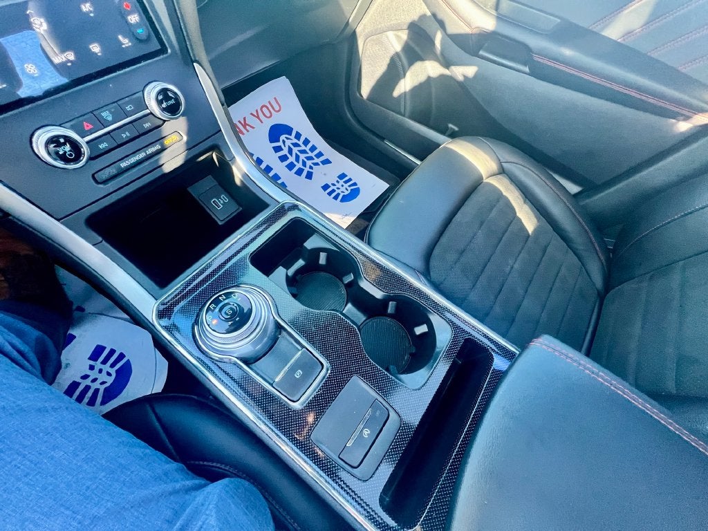 2022 Ford Edge ST Line