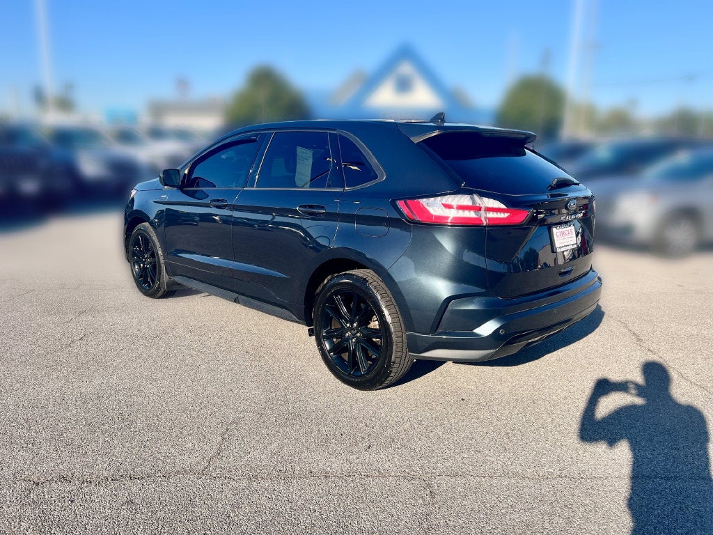 2022 Ford Edge ST Line