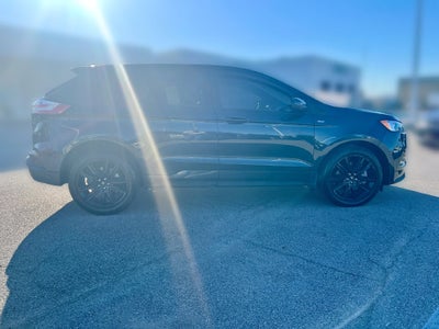 2022 Ford Edge ST Line