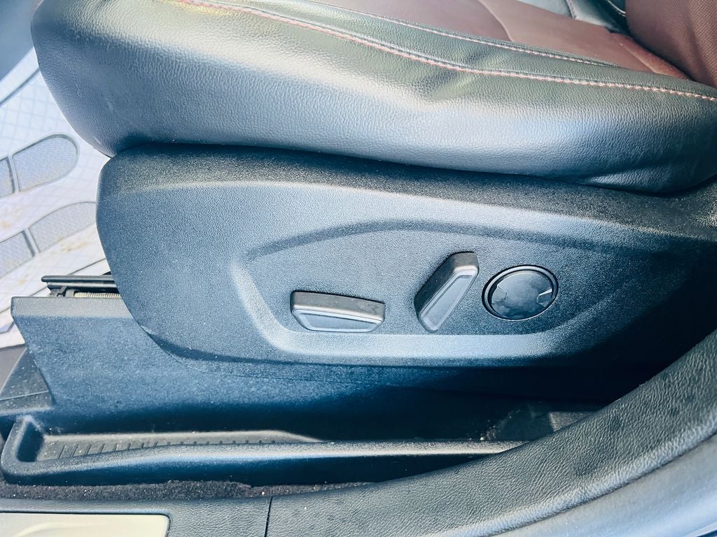 2021 Ford Edge Titanium