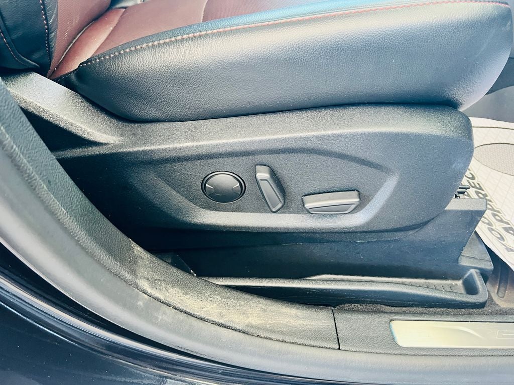 2021 Ford Edge Titanium