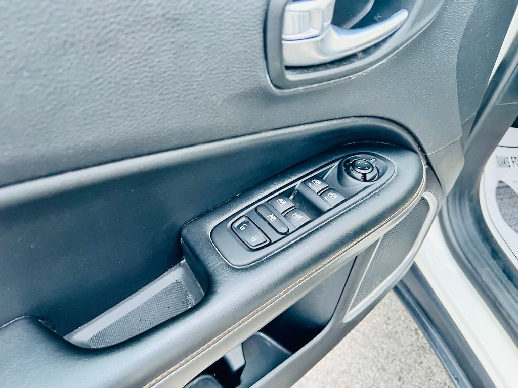 2017 Jeep New Compass Latitude