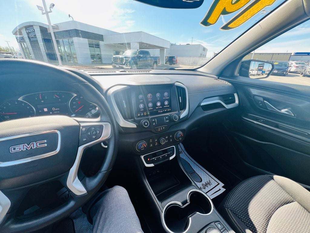 2022 GMC Terrain SLE